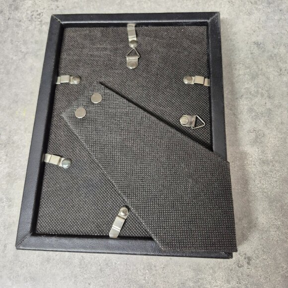 💥Free with Purchase Vegan Leather Picture Frame for 5 x 7 Photo - Picture 3 of 3